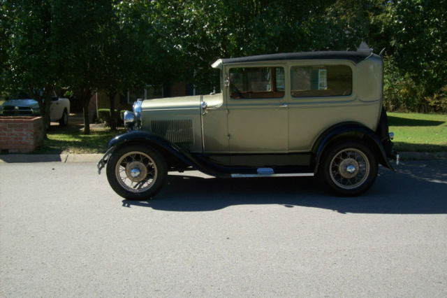 1931 ginger ale/black Ford Model A Sedan