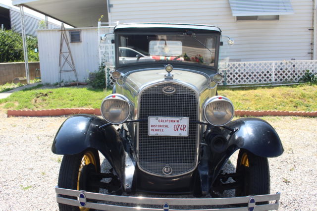 1931 Green/Black Ford Model A Sedan