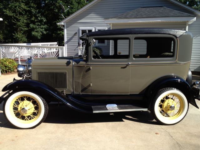 1931 2 tone green Ford Model A sedan