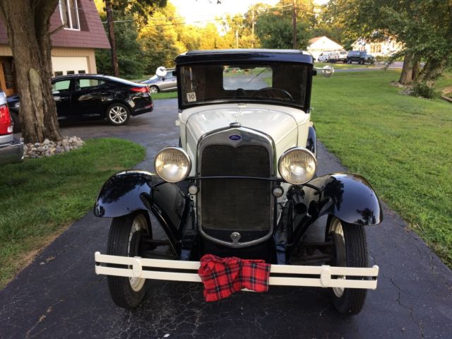 1931 White Ford Model A Coupe