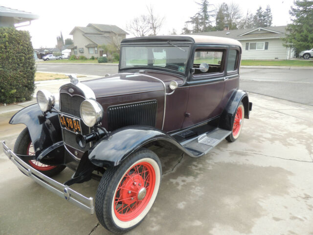 1931 Ford Model A Victoria