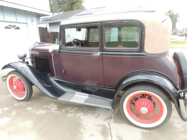 1931 Ford Model A Victoria