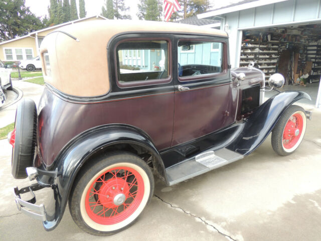 1931 Ford Model A Victoria