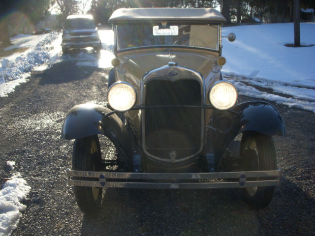 1931 Tan Ford Model A Roadster