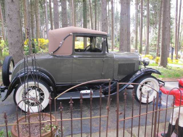 1931 1931 ORIGINAL CHICLE DRAB &amp- COPRA DRAB COLORS Ford Model A TWO SEAT SPORT COUPE WITH RUMBLE SEAT
