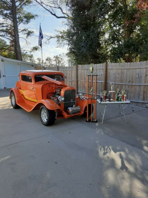 1932 Ford 3 window