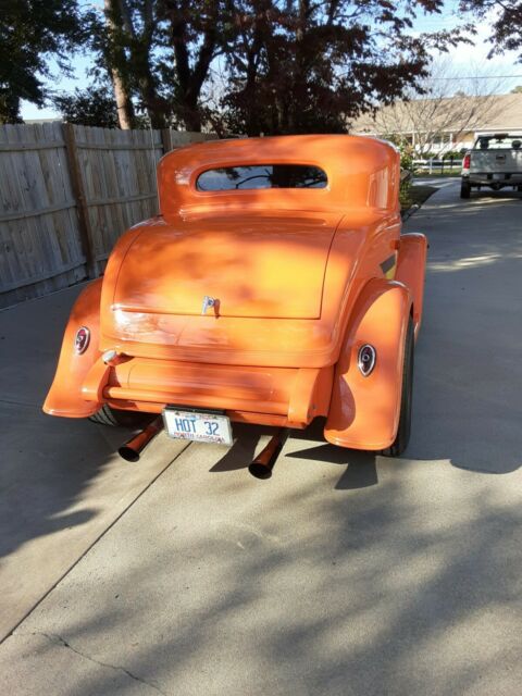 1932 Ford 3 window
