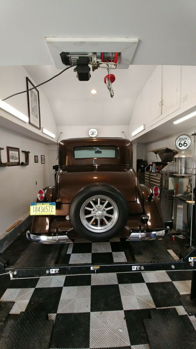 1932 Brown Chevrolet Confederate Coupe