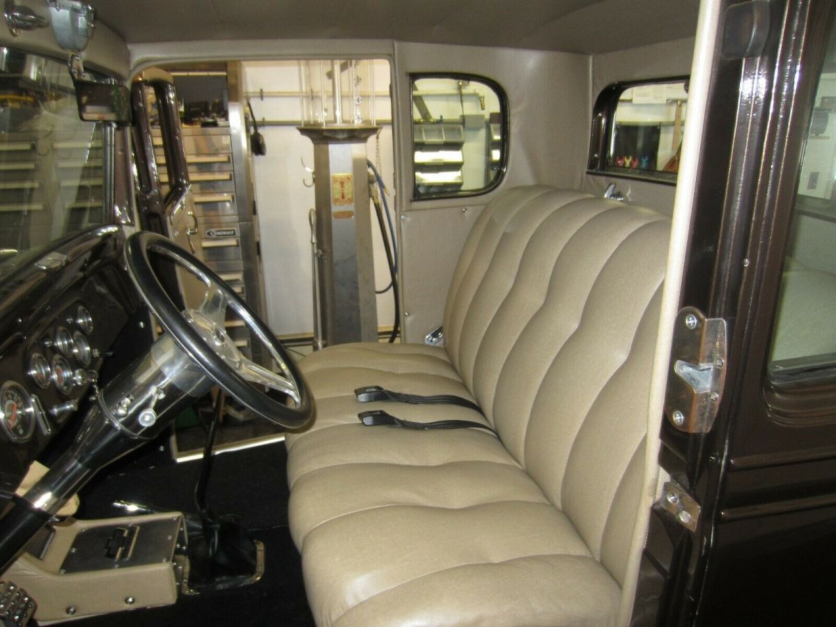 1932 Brown Chevrolet Confederate Coupe