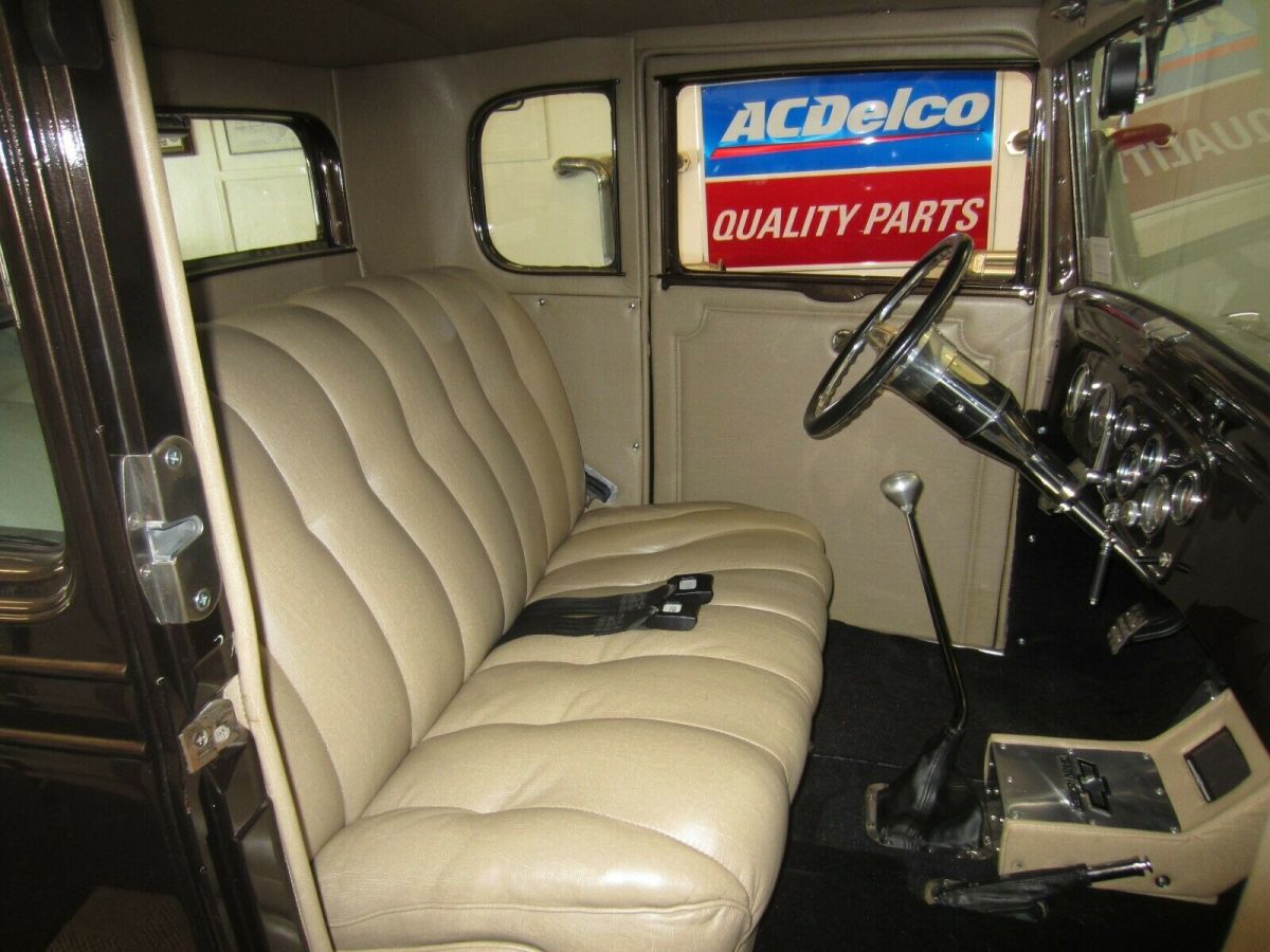 1932 Brown Chevrolet Confederate Coupe