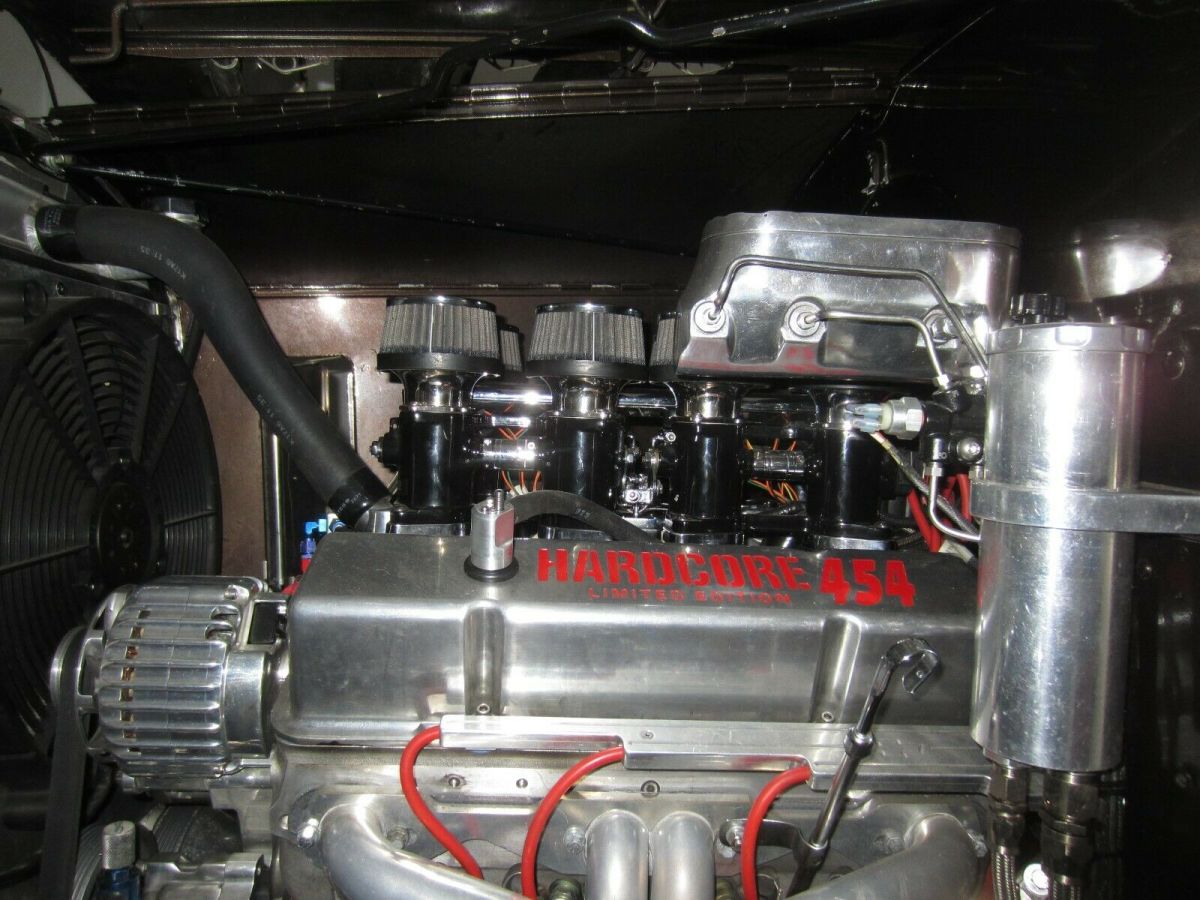 1932 Brown Chevrolet Confederate Coupe