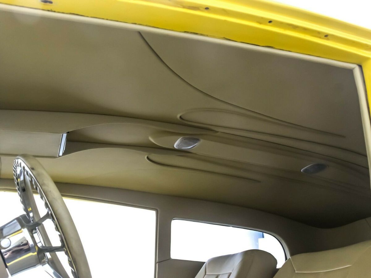 1932 Yellow Ford TUDOR Sedan