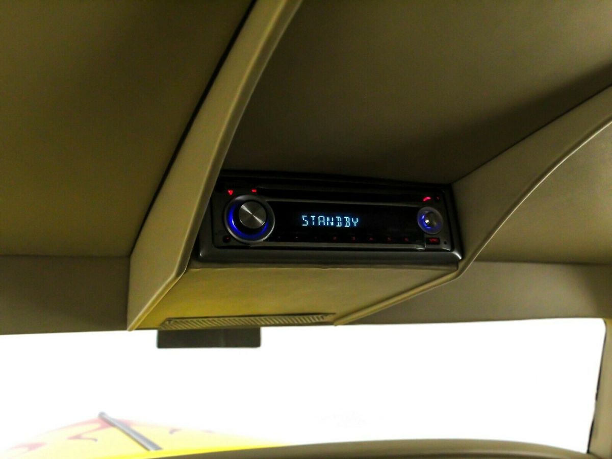 1932 Yellow Ford TUDOR Sedan