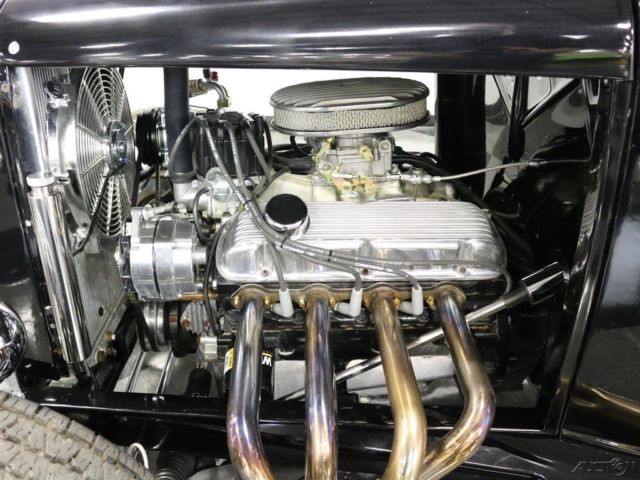 1932 Red Ford 3-Window