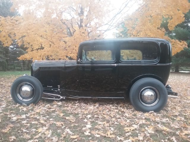 1932 Black Ford Other sedan
