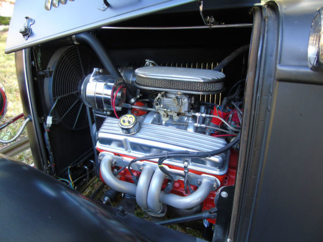 1932 black Ford Other