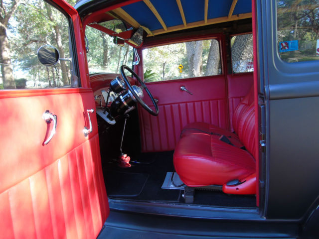 1932 black Ford Other
