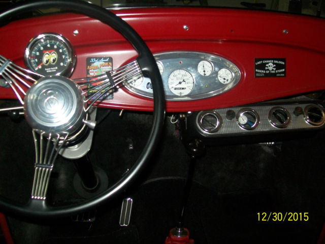 1932 black Ford Other