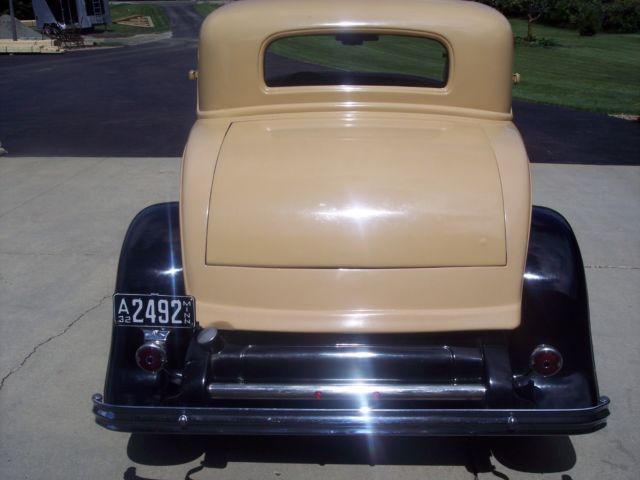 1932 Tan/Black Ford Other Coupe