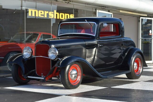 1932 Black Ford 3 Window Coupe