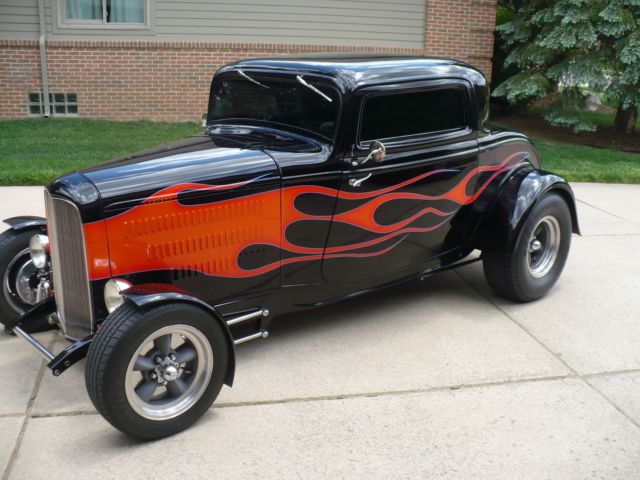 1932 Black Ford 3 window Coupe