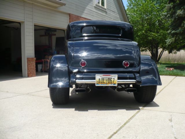 1932 Black Ford 3 window Coupe