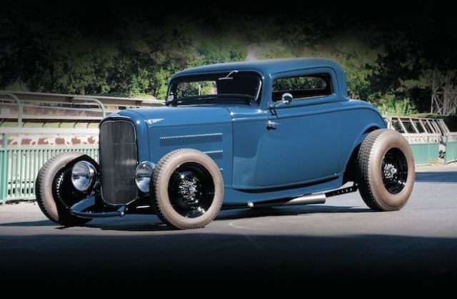 1932 Blue Ford 3 WINDOW COUPE Coupe