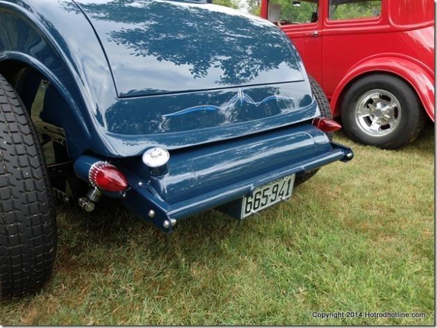 1932 Blue Ford 3 WINDOW COUPE Coupe