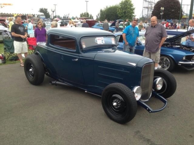 1932 Blue Ford 3 WINDOW COUPE Coupe