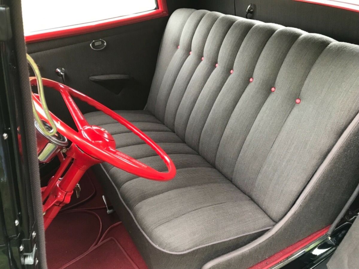 1932 Ford Coupe Coupe