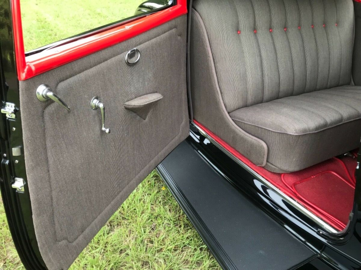 1932 Ford Coupe Coupe