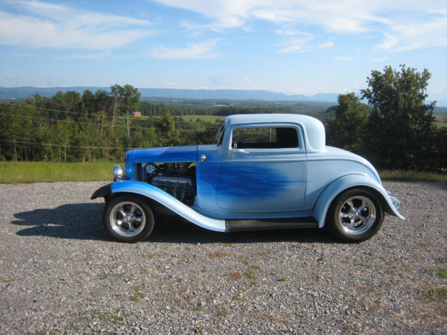 1932 Blue Ford Coupe Coupe