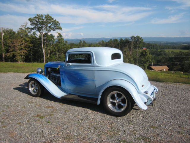 1932 Blue Ford Coupe Coupe