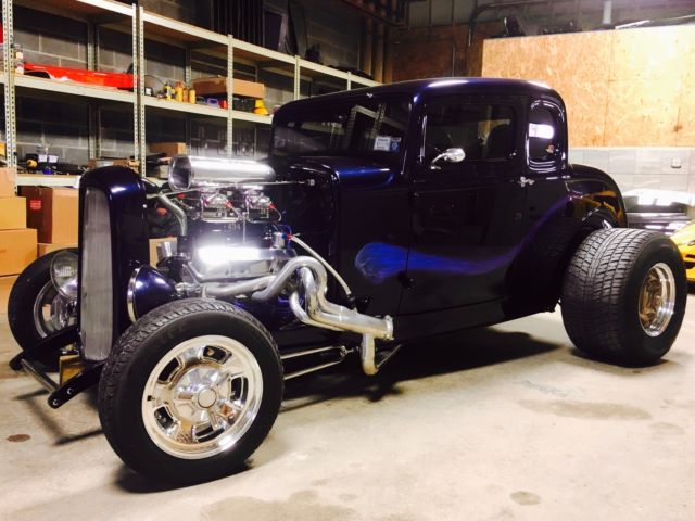 1932 Ming Blue Ford 32' 5 Window Coupe Coupe