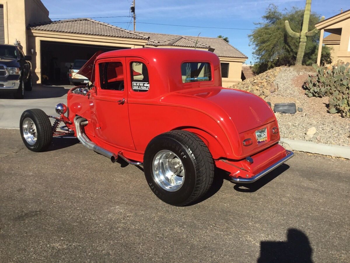 1932 Red Ford 5 window coupe sprint car style