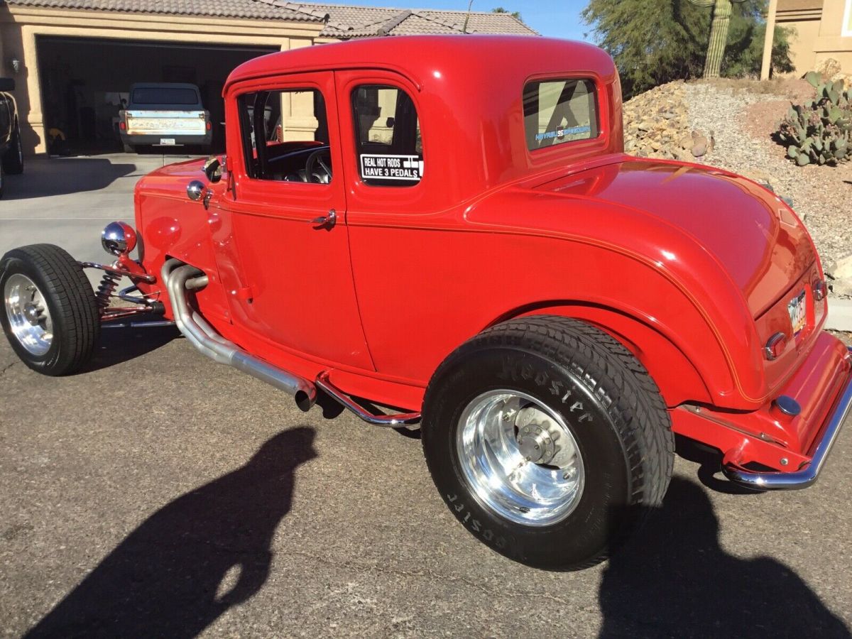 1932 Red Ford 5 window coupe sprint car style