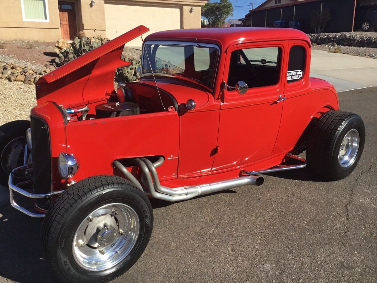 1932 Red Ford 5 window coupe sprint car style