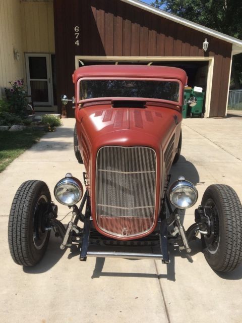 1932 red Ford Ford 5 wd coupe