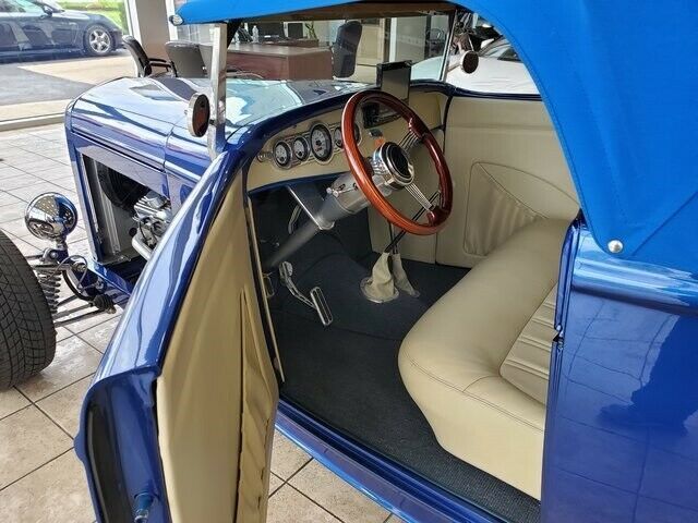 1932 -- Ford Other 2D Roadster