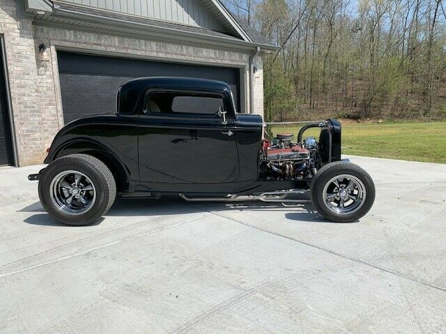 1932 Black Ford Coupe Coupe