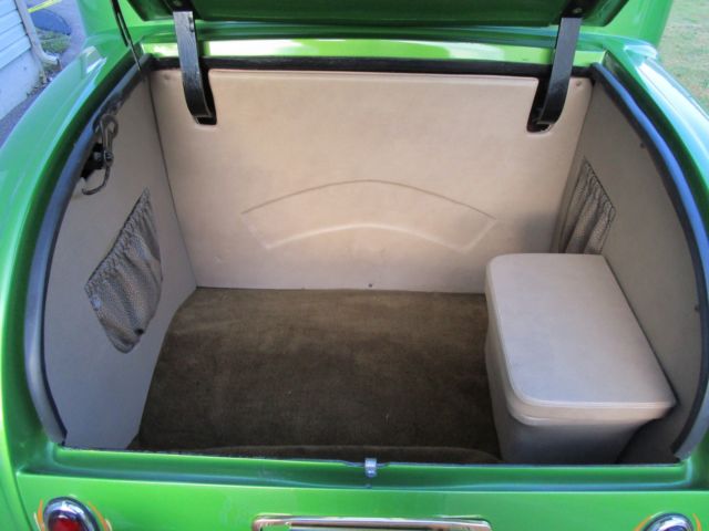 1932 Green Ford Coupe