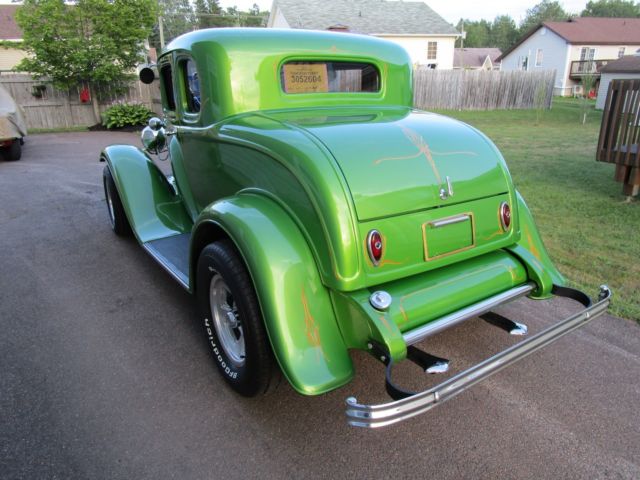 1932 Green Ford Coupe