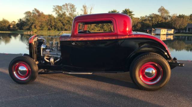 1932 Sienna  and Black Ford Ford 3 Window Coupe