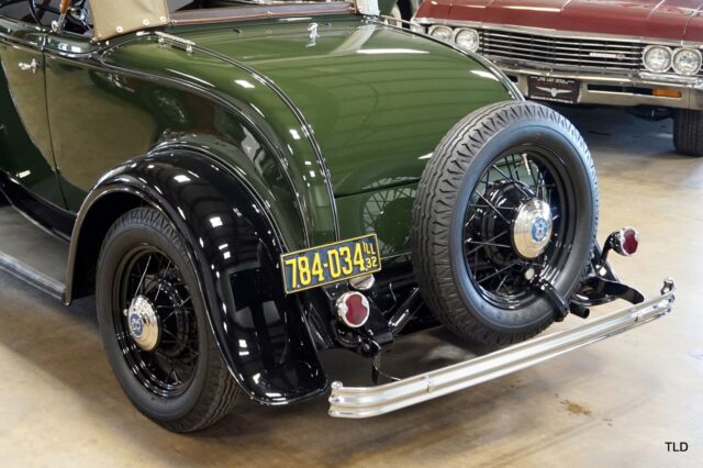 1932 Green Ford Deluxe Convertible