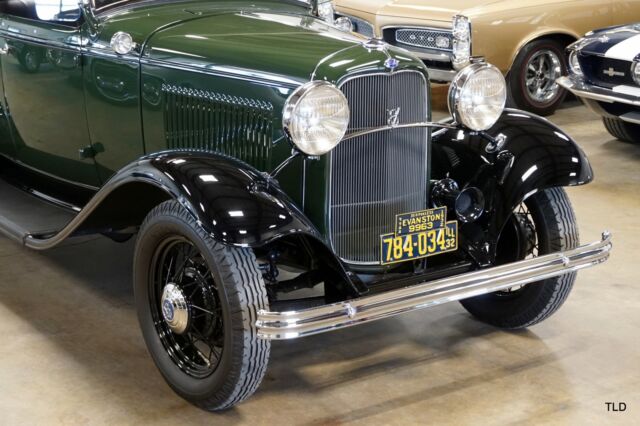 1932 Green Ford Deluxe Convertible