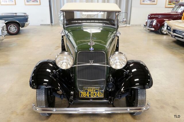 1932 Green Ford Deluxe Convertible
