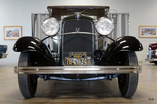 1932 Green Ford Deluxe Convertible