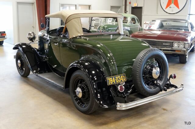 1932 Green Ford Deluxe Convertible