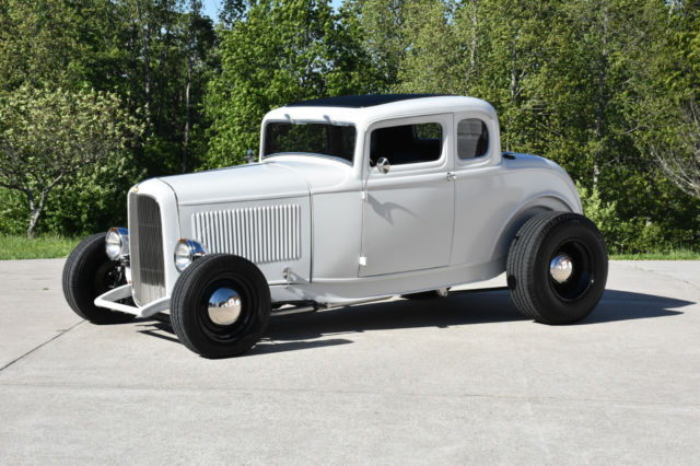 1932 Gray Ford Coupe Coupe 
