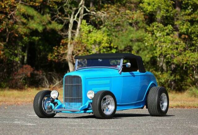 1932 Blue Ford Hi Boy Steet Rod Convertible